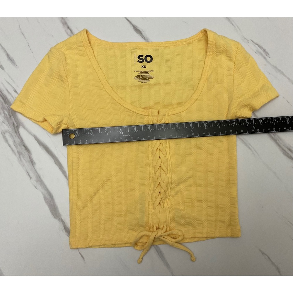 SO Womens XS Yellow Textured Lace Up Front Scoop Neck Short Sleeve Crop Top - Picture 5 of 5